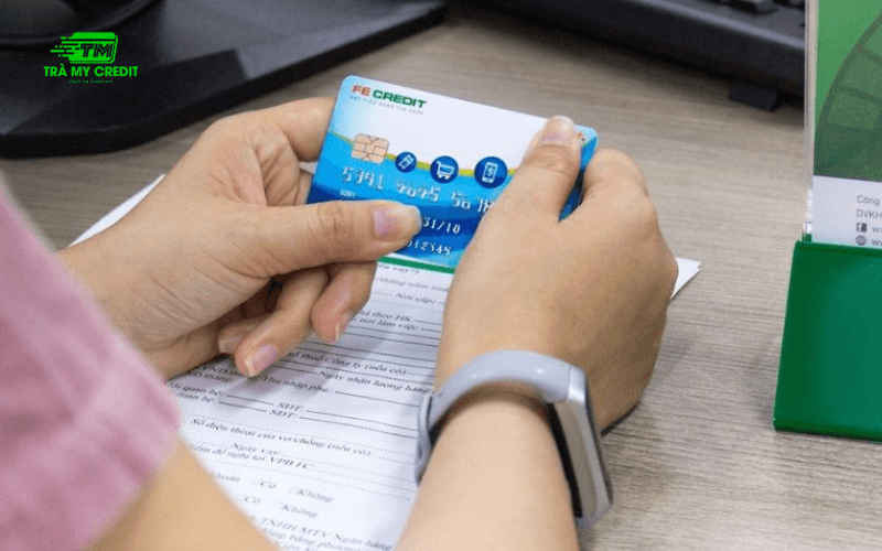 Lãi suất rút tiền thẻ tín dụng FE Credit hiện nay