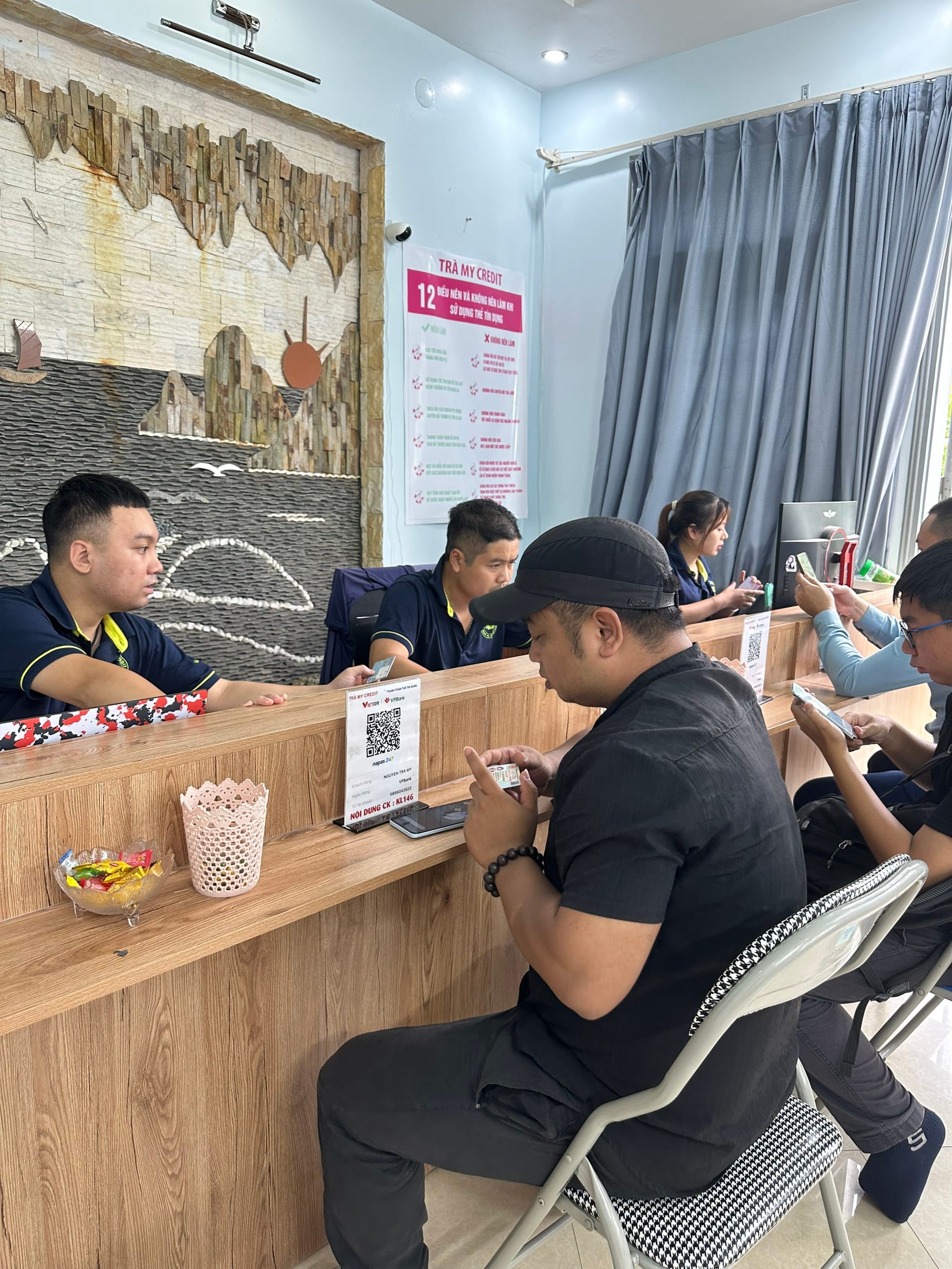 RÚT TIỀN THẺ TÍN DỤNG TRẢ GÓP LÀ GÌ? CÓ NÊN THAM GIA HAY KHÔNG? 9 Rút tiền thẻ tín dụng trả góp tại Trà My Credit