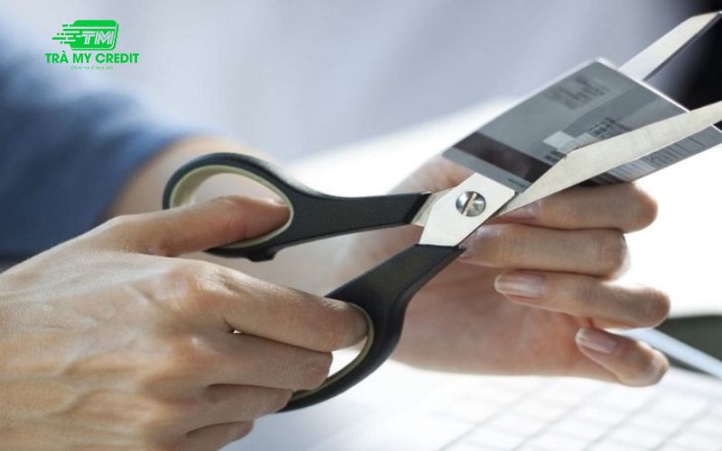 Câu hỏi thường gặp về hủy thẻ tín dụng tại HSBC