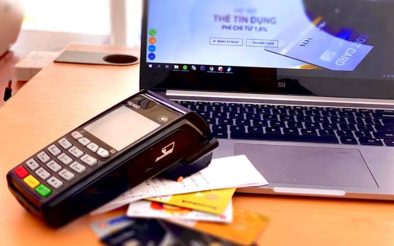rút tiền và đáo hạn thẻ tín dụng quận Bình Tân