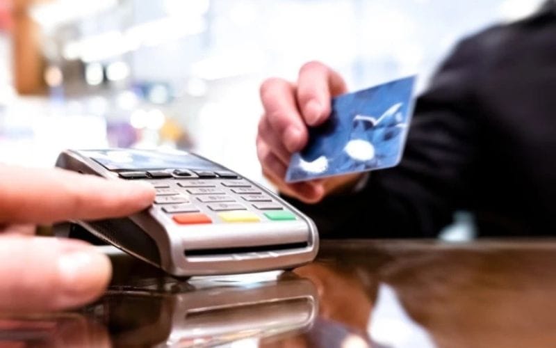 rút tiền và đáo hạn thẻ tín dụng quận Bình Tân